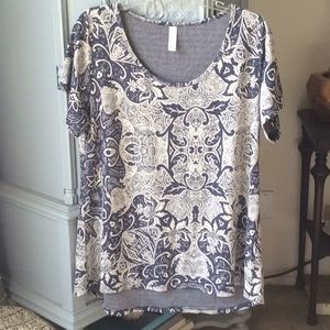 LuLaRoe Classic T